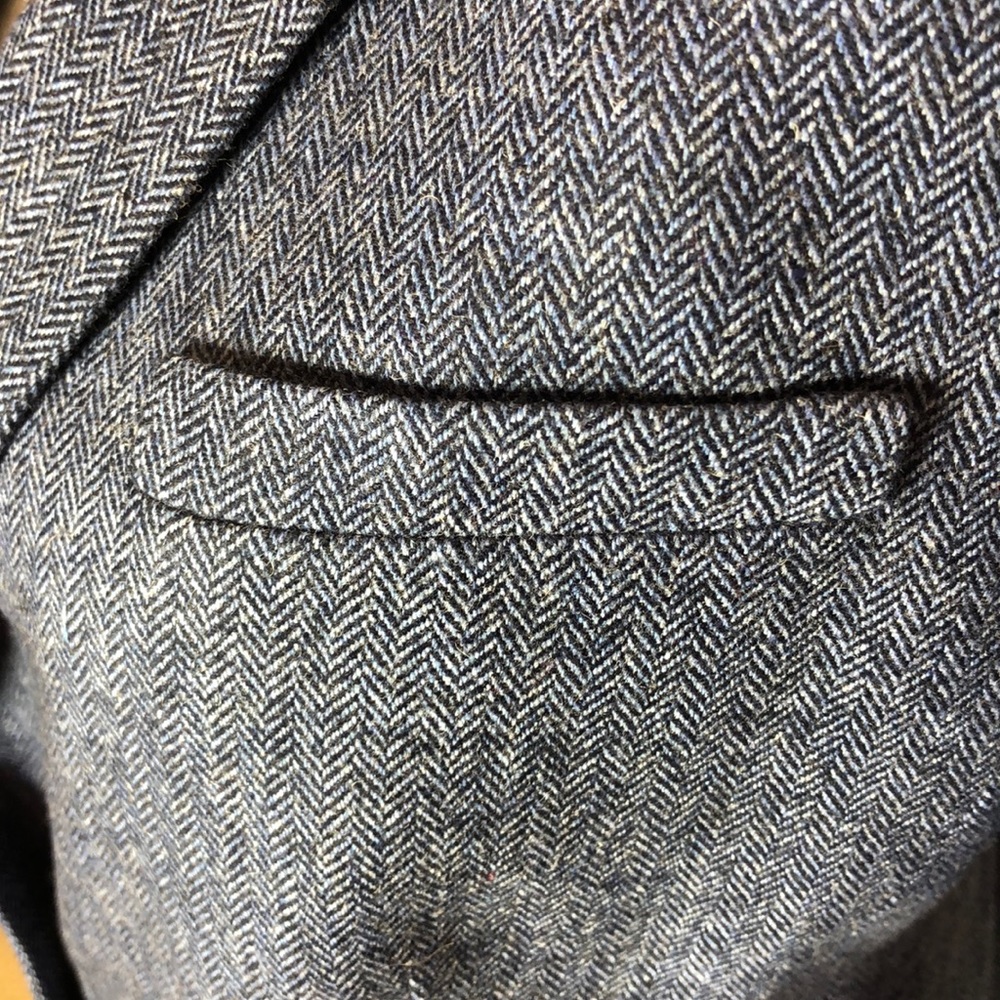 Banana Republic Italian Tweed Blazer- like new! - Picture 4 of 8
